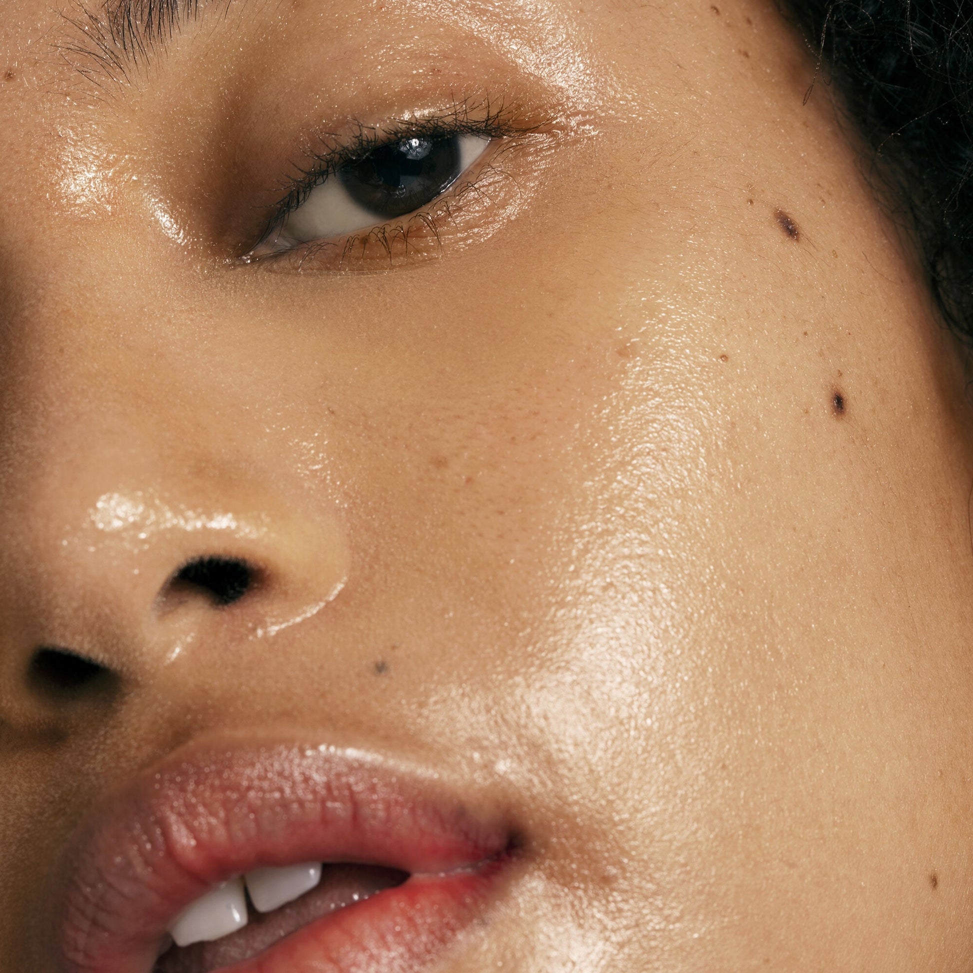 pure-skin-toner-z6 0122_Elf-Pure_Cindy_002_IGF.jpg