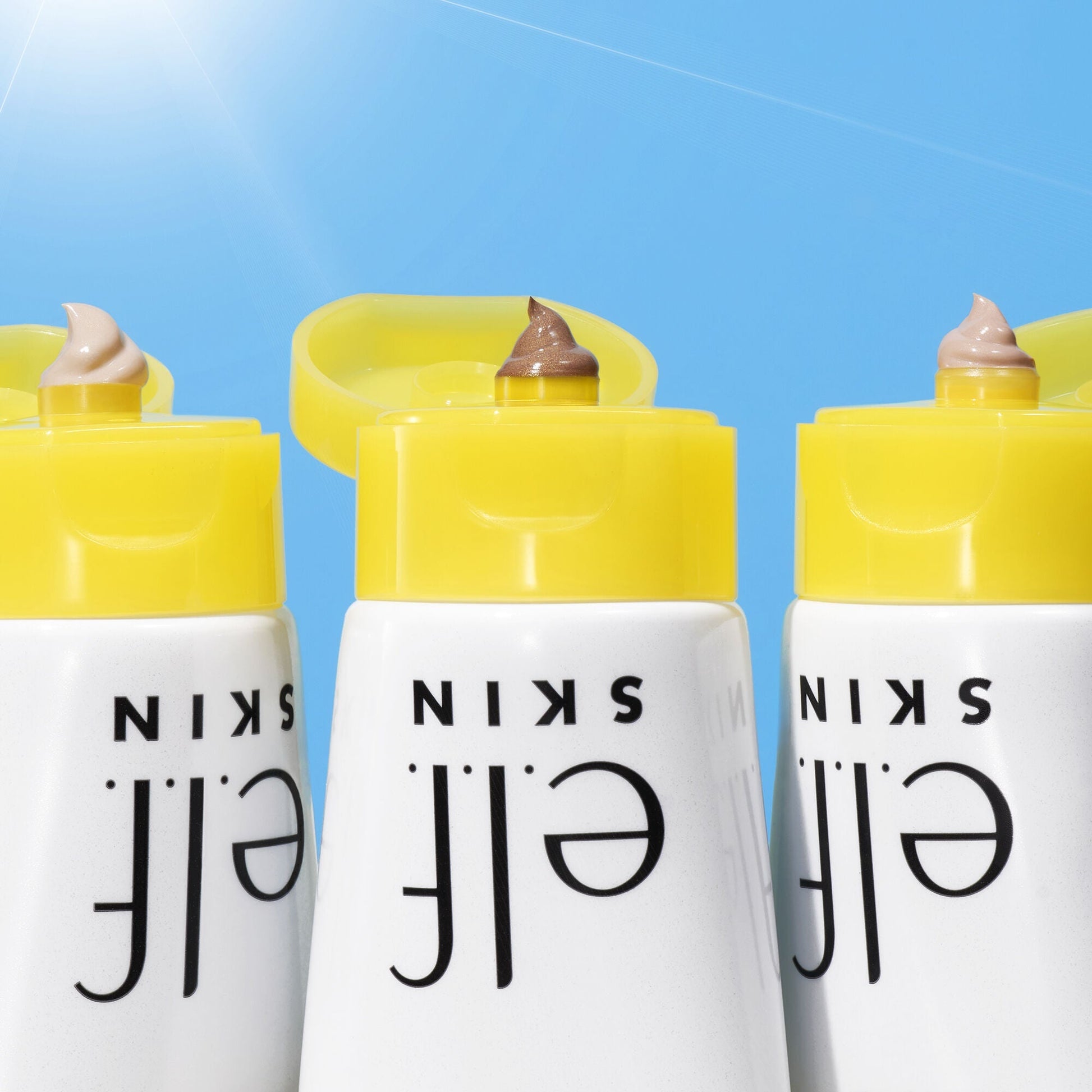 suntouchable-whoa-glow-spf-30-h1 042423_WhoaGlow_Macro_Main-2_IGF.jpg