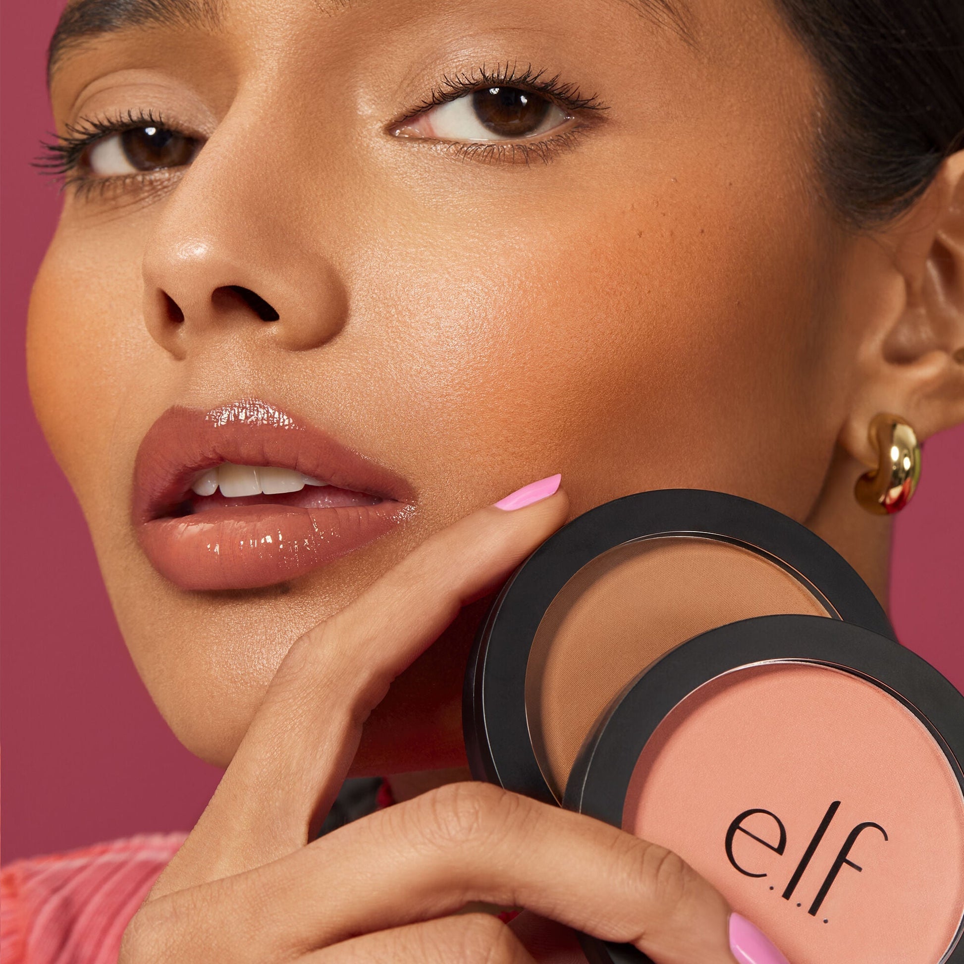 primer-infused-matte-bronzer-y2 060623_Ravyanshi_Lip_Laquor_126_v3_RGB_IGF_0bf2a303-f335-424e-95c5-0f77ed06bc1c.jpg
