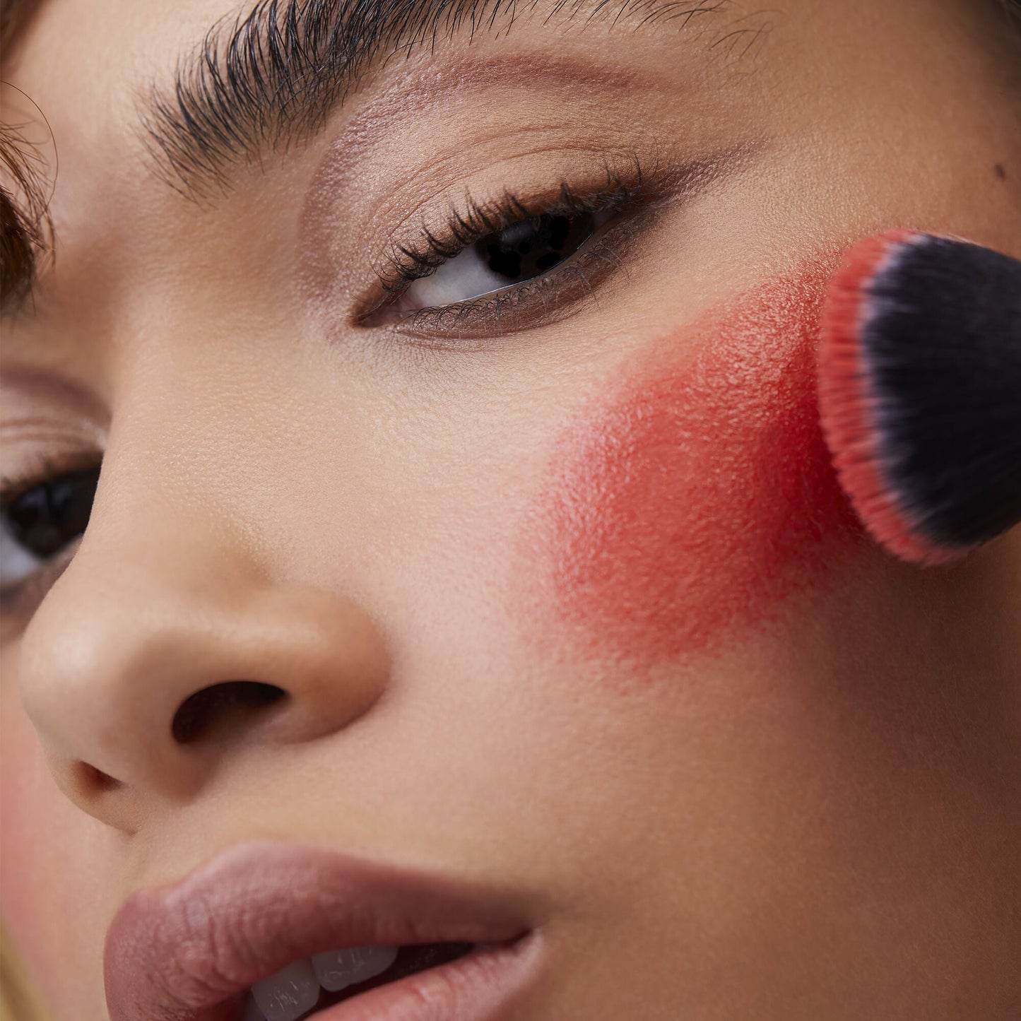 putty-blush-brush-t6 08112020_Alyssa_PuttyPrimerTrio-0241_IGF.jpg