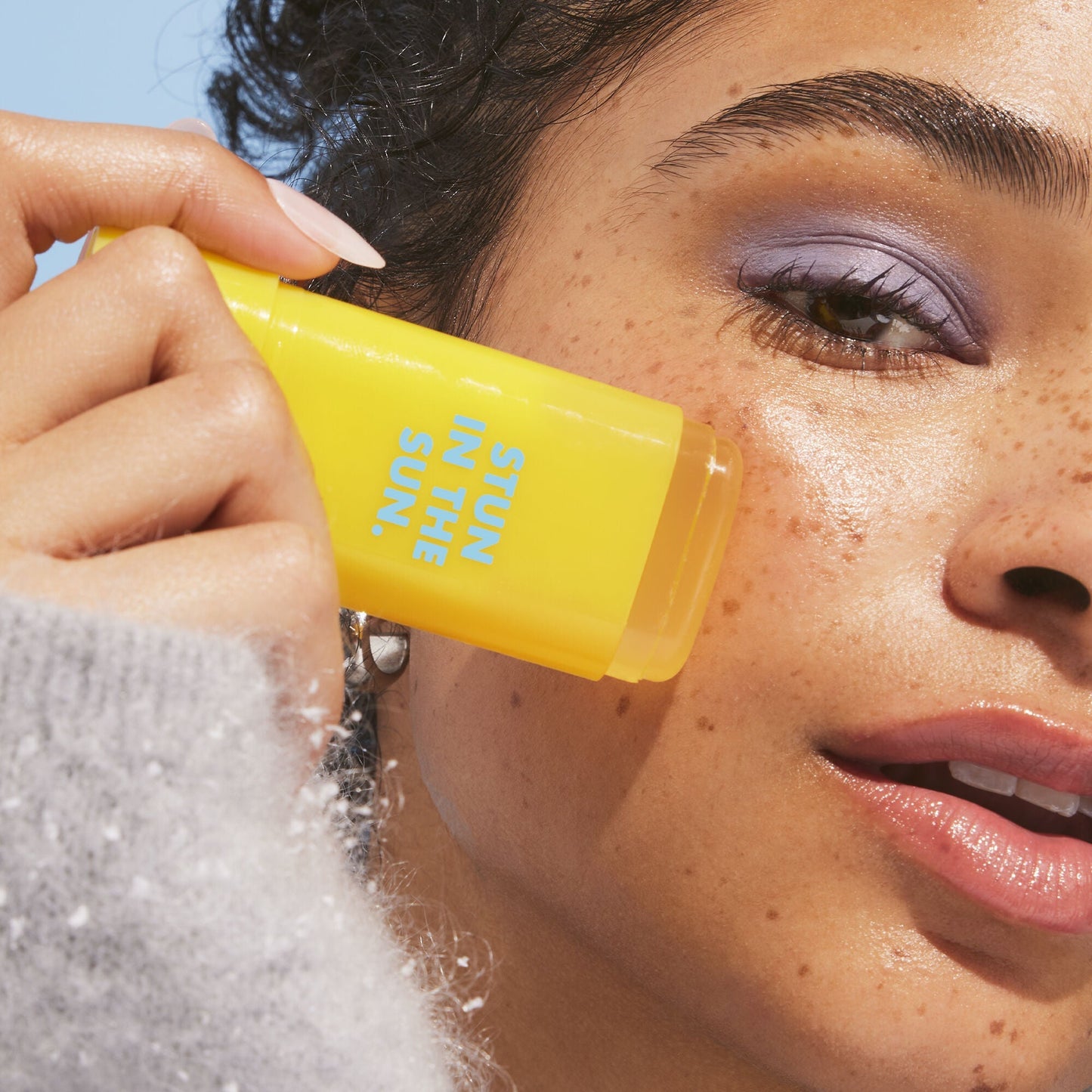 suntouchable-invisi-stick-spf-50-l2 091924_Aiyana_Sunwich2_2468_FINAL_RGB_IGF2.jpg